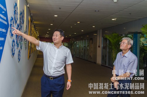 中國電子商務協會理事長張會生一行到訪本網 title=