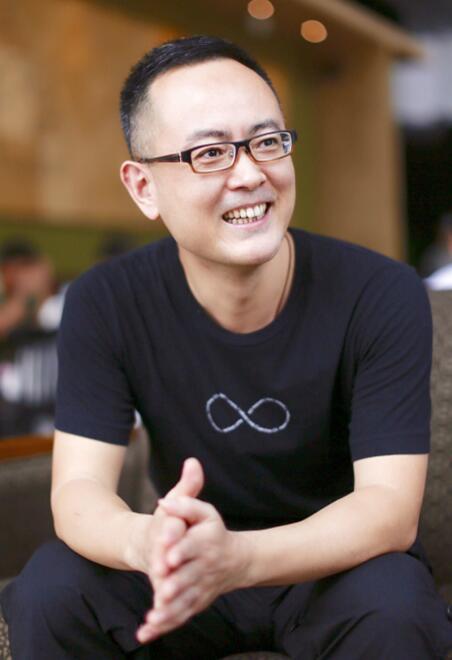 馮頡  創(chuàng)始人&CEO