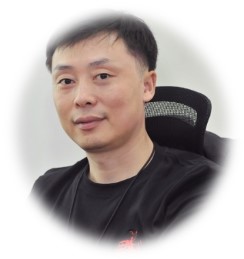 王新剛  創始人